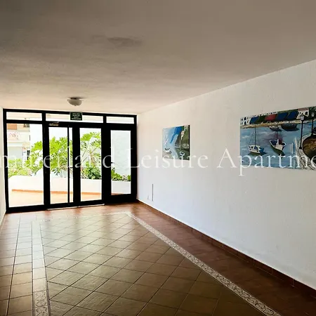 Апартаменты Summerland Leisure *