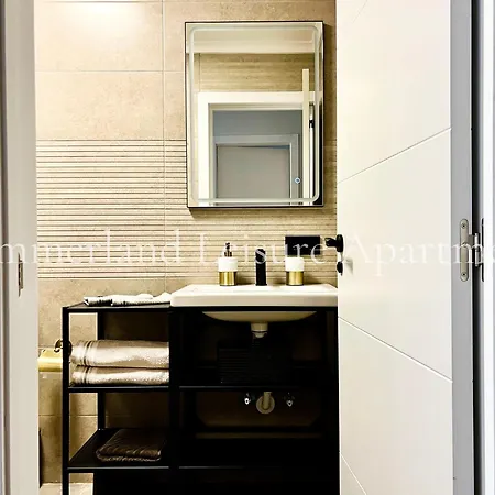 Summerland Leisure شقة