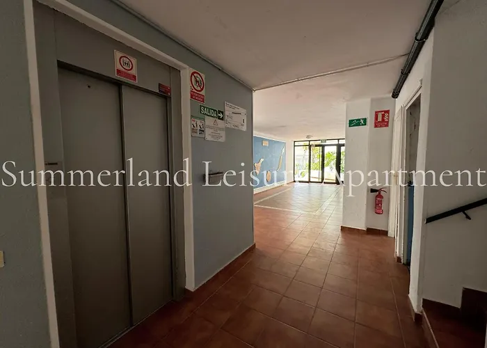 Summerland Leisure דירה